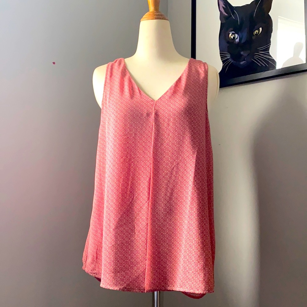 Daniel Rainn - sleeveless top